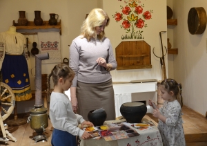 Увлекательное интерактивное занятие «Наша хата утехами богата»