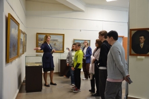 Сегодня Энгельсский краеведческий музей посетили гости из Москвы
