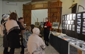 Авторская программа Анжелики Целищевой в Энгельсском краеведческом музее погрузила гостей в праздничную атмосферу Покровской слободы рубежа XIX-XX веков
