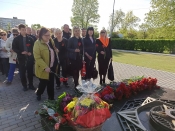 Сотрудники музея приняли участие в церемонии возложения цветов к памятнику «Воинам, умершим от ран в госпиталях г. Энгельса в годы Великой Отечественной войны».