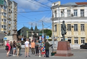 Сегодня сотрудники Энгельсского краеведческого музея провели пешеходную экскурсию по историческому центру города и музейный лекторий &laquo;Немецкая история на Волге&raquo; для участников творческого проекта &laquo;Арт-лаборатория по изобразительному искусству&raquo;